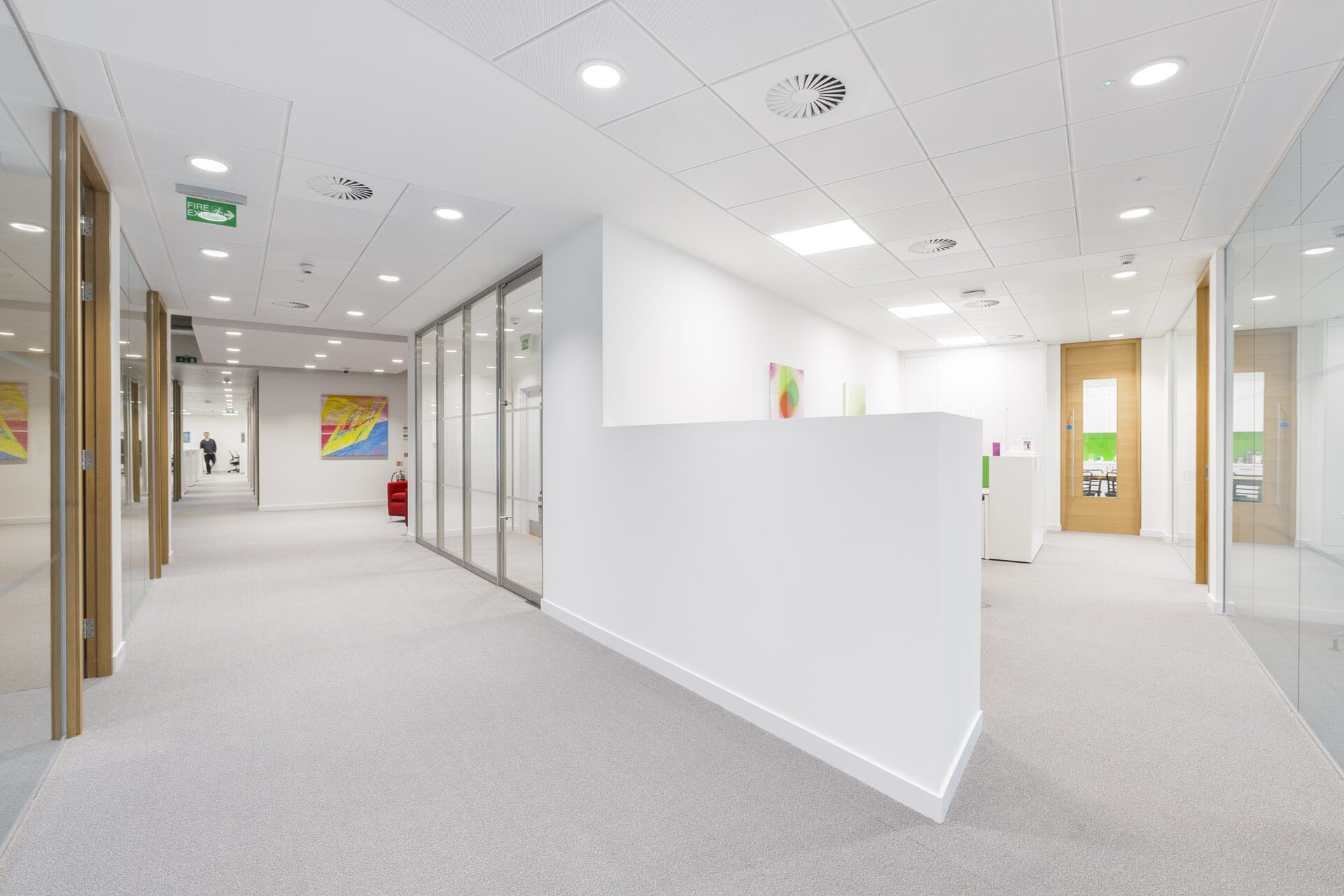 BASE_LIB_CEL_1843_LR